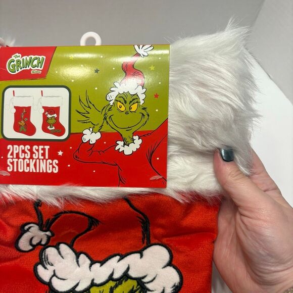 The Grinch Dr. Seuss 2 Pack Stocking Grinch Max Red Faux Fur Cuff NWT - Picture 7 of 7